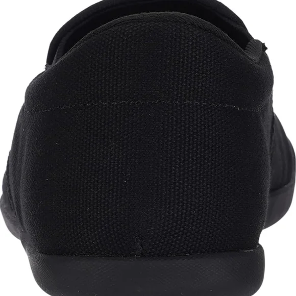 WHITIN Women's Wide Barefoot Shoes | Elastic V-Detail Classic Slip-On - Picture 4 of 10